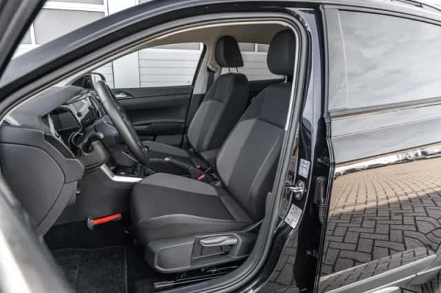 Volkswagen Taigo (2024) thumbnail 4