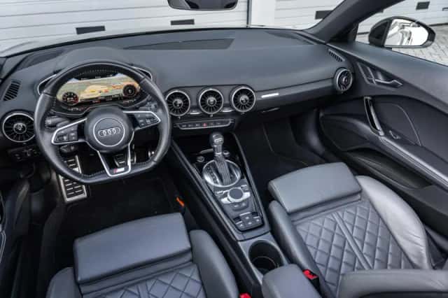 Audi TT (2017) thumbnail 22