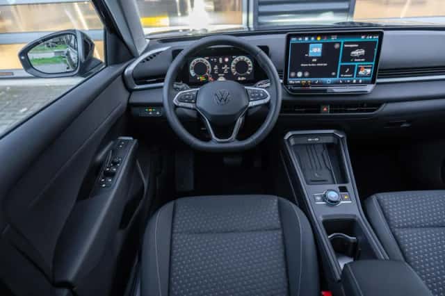 Volkswagen T-Roc (2025) thumbnail 18
