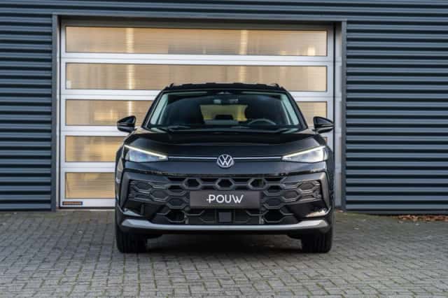 Volkswagen T-Roc (2025) thumbnail 6