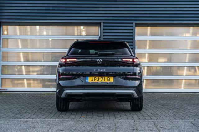 Volkswagen T-Roc (2025) thumbnail 9