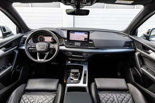 Audi Q5 (2022) thumbnail 4