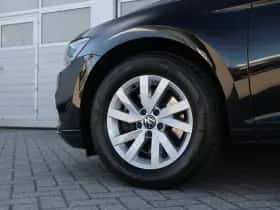 Volkswagen Passat (2022) thumbnail 13