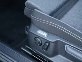 Volkswagen Passat (2022) thumbnail 18