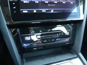 Volkswagen Passat (2022) thumbnail 26
