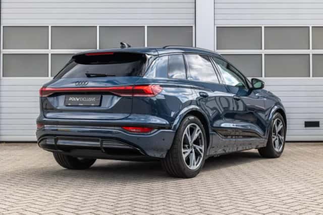Audi Q6 e-tron (2026) thumbnail 2
