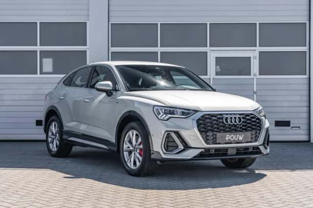 Audi Q3 (2023) thumbnail 9
