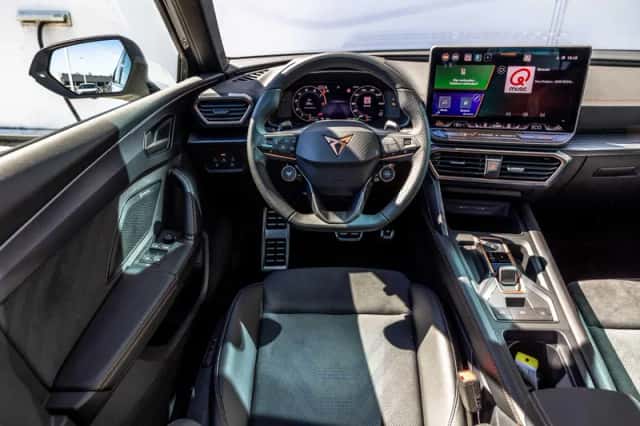 CUPRA Leon (2026) thumbnail 22