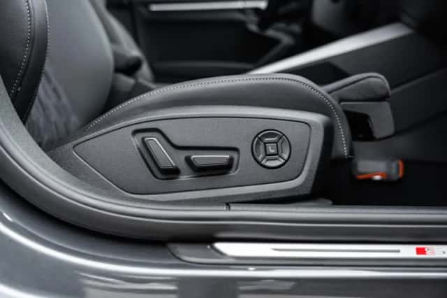 Audi A3 (2023) thumbnail 22