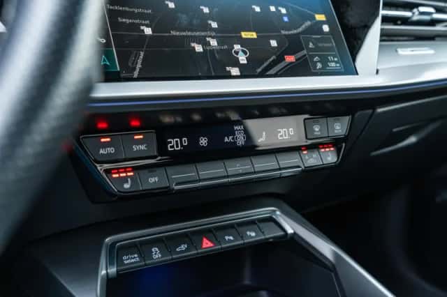 Audi A3 (2023) thumbnail 34