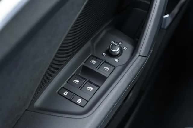Audi A3 (2023) thumbnail 58