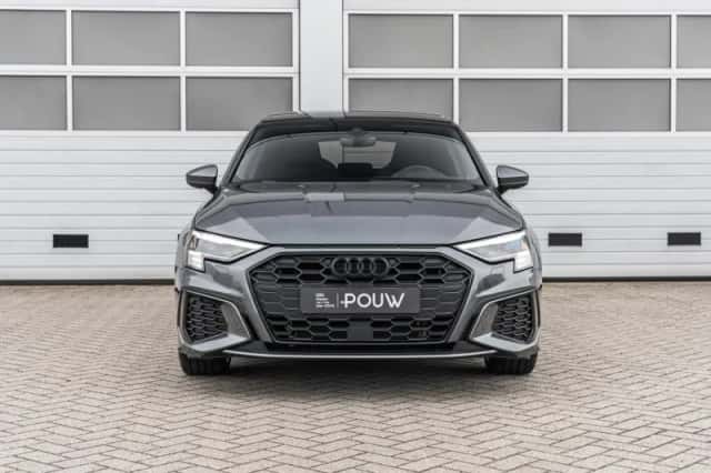 Audi A3 (2023) thumbnail 10