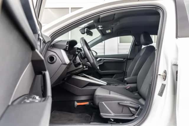 Audi A3 (2023) thumbnail 20
