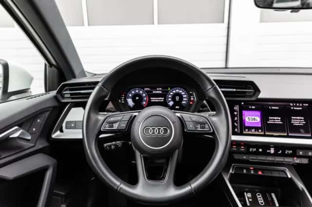 Audi A3 (2023) thumbnail 22
