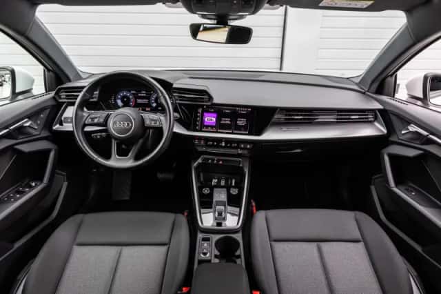 Audi A3 (2023) thumbnail 4