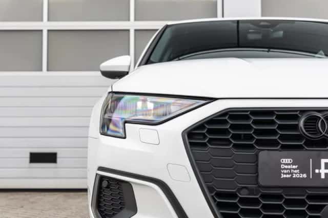 Audi A3 (2023) thumbnail 10