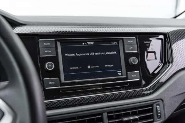 Volkswagen Polo (2023) thumbnail 25