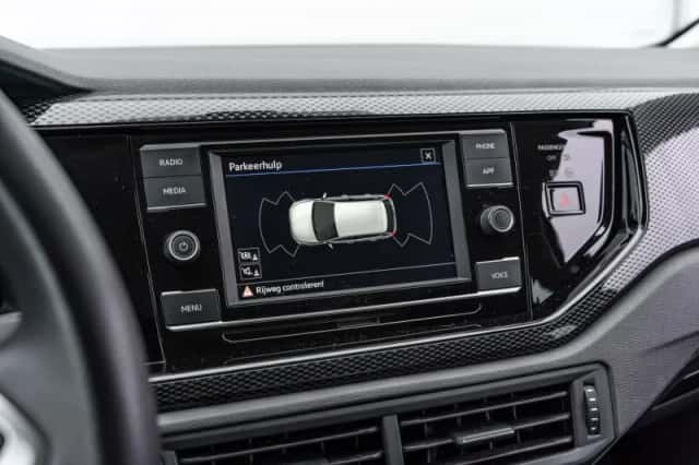 Volkswagen Polo (2023) thumbnail 26