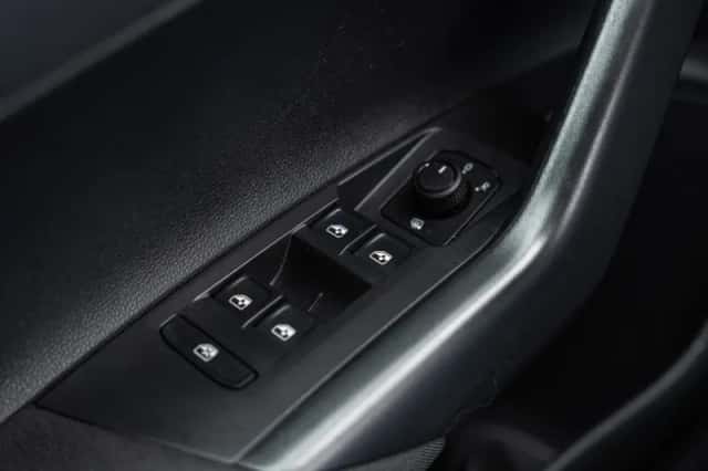 Volkswagen Polo (2023) thumbnail 29