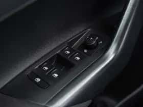 Volkswagen Polo (2023) thumbnail 29