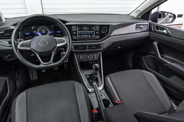 Volkswagen Polo (2023) thumbnail 35