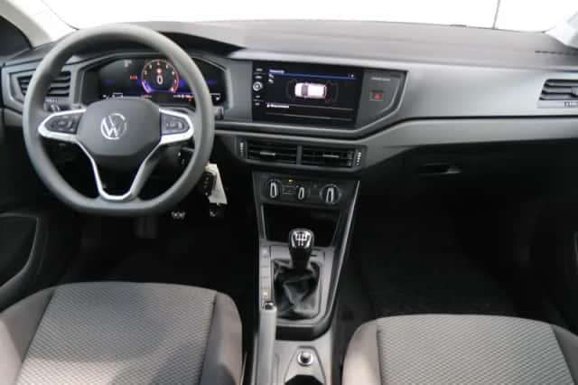 Volkswagen Polo (2024) thumbnail 5