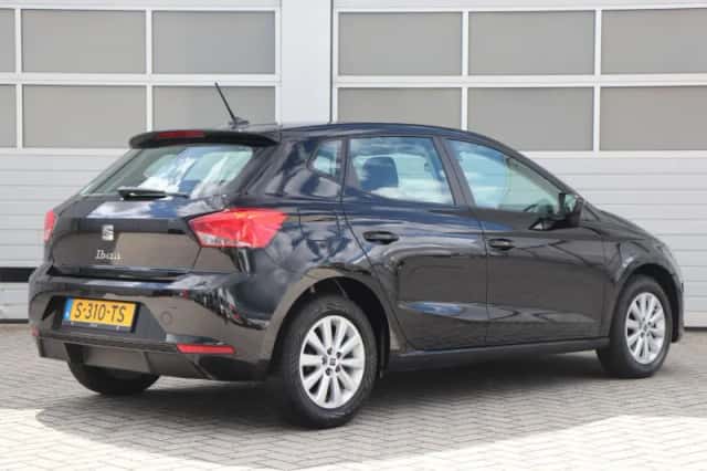 SEAT Ibiza (2023) thumbnail 2
