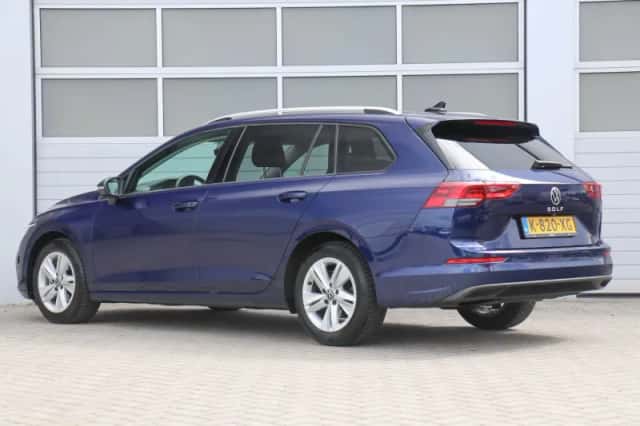 Volkswagen Golf (2021) thumbnail 11