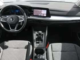 Volkswagen Golf (2021) thumbnail 5
