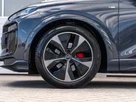 Audi Q6 e-tron (2025) thumbnail 12