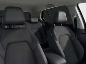 Volkswagen Golf (2026) thumbnail 4