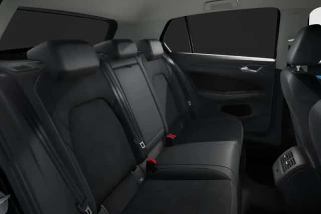 Volkswagen Golf (2026) thumbnail 6