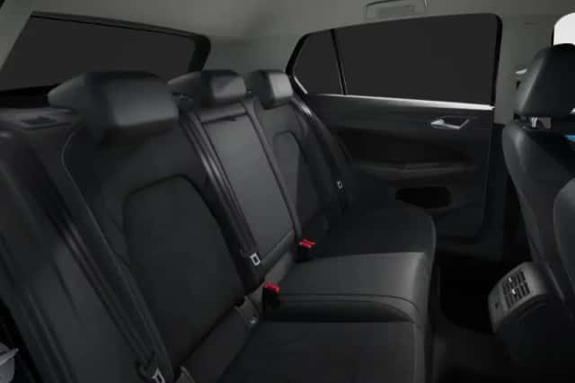 Volkswagen Golf (2026) thumbnail 6