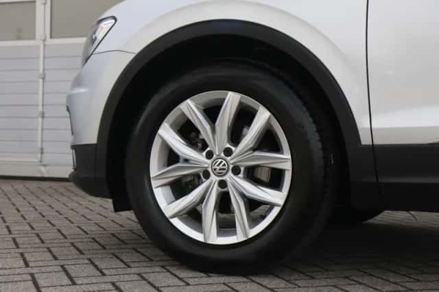 Volkswagen Tiguan (2020) thumbnail 13