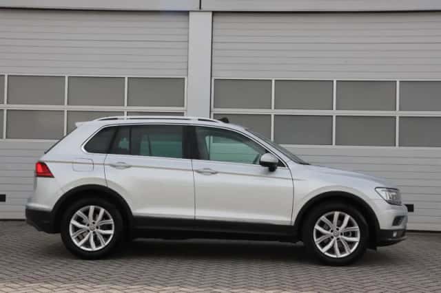 Volkswagen Tiguan (2020) thumbnail 3