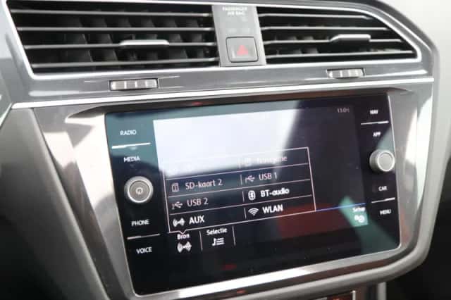 Volkswagen Tiguan (2020) thumbnail 34