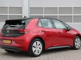 Volkswagen ID.3 (2021) thumbnail 2