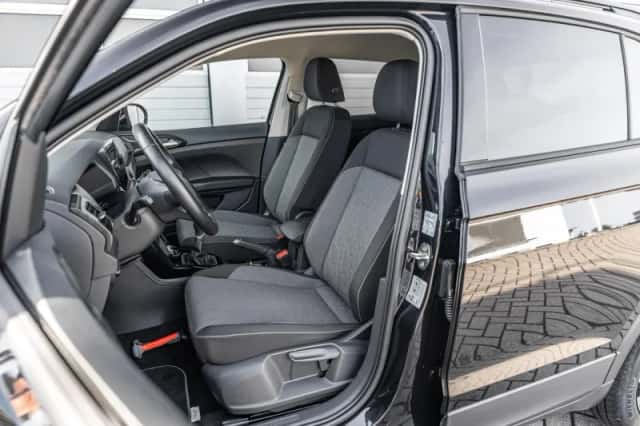 Volkswagen T-Cross (2024) thumbnail 4