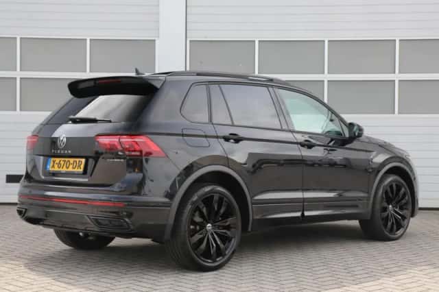 Volkswagen Tiguan (2022) thumbnail 2