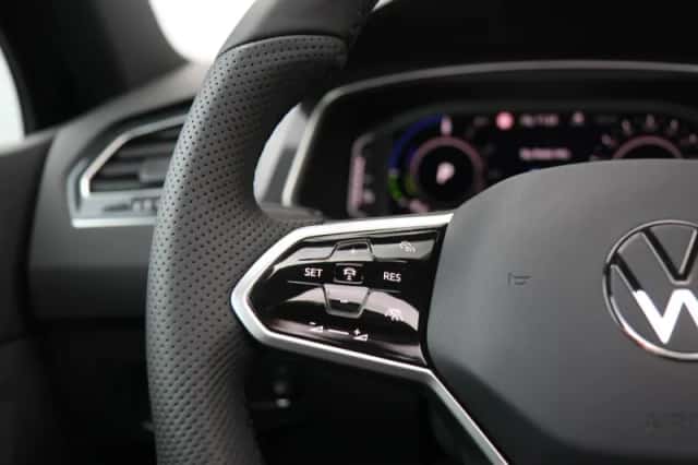 Volkswagen Tiguan (2022) thumbnail 27