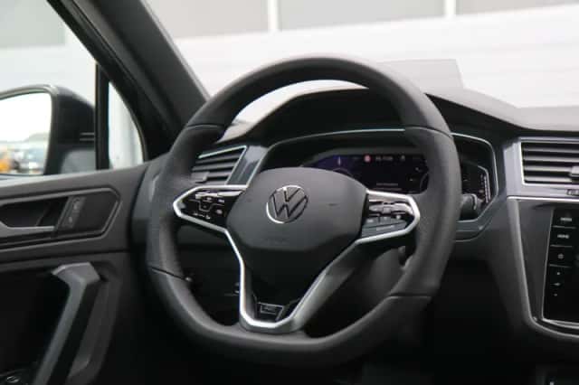 Volkswagen Tiguan (2022) thumbnail 38