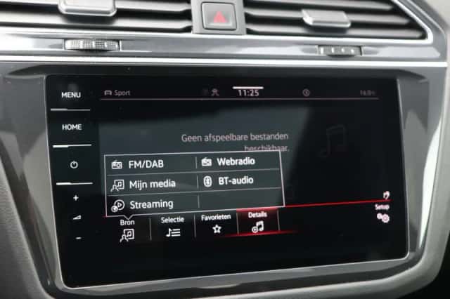 Volkswagen Tiguan (2022) thumbnail 41
