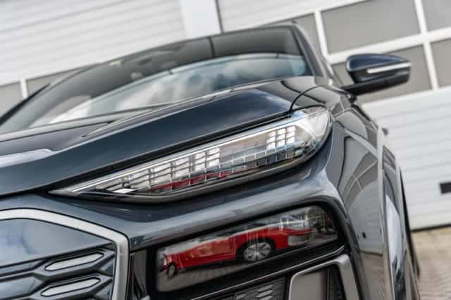 Audi Q6 e-tron (2025) thumbnail 11
