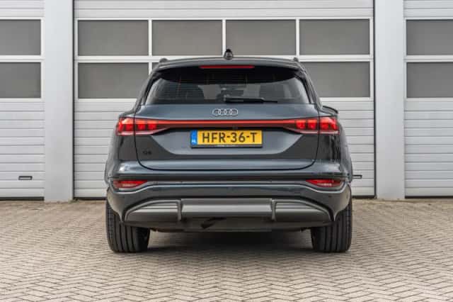Audi Q6 e-tron (2025) thumbnail 17