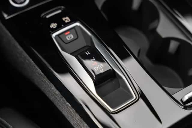Audi Q6 e-tron (2025) thumbnail 32