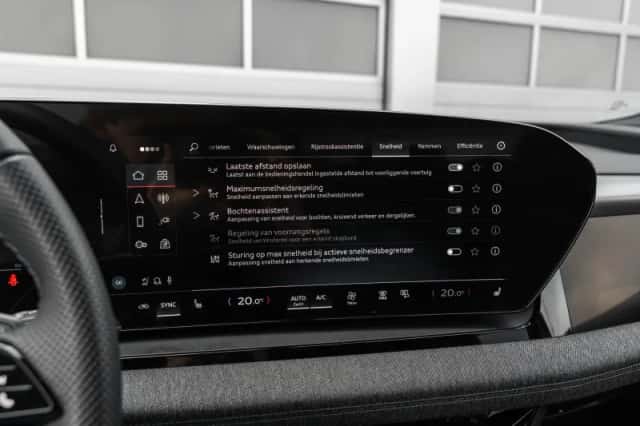 Audi Q6 e-tron (2025) thumbnail 45