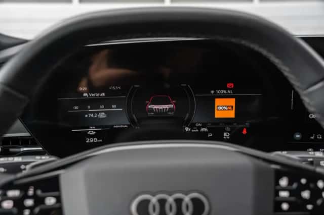Audi Q6 e-tron (2025) thumbnail 57