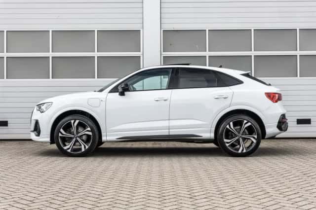 Audi Q3 (2023) thumbnail 12