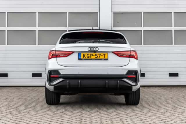 Audi Q3 (2023) thumbnail 16