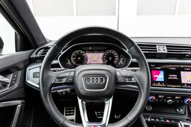 Audi Q3 (2023) thumbnail 29